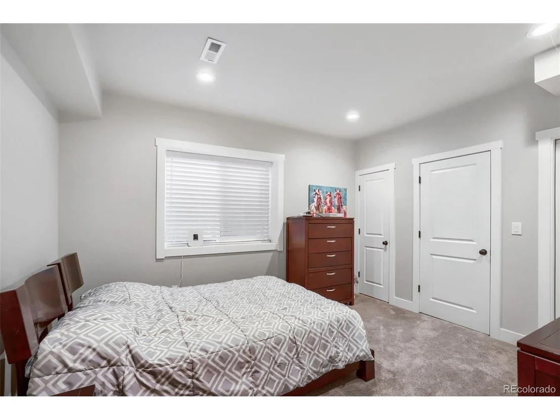 Photo of 505 Remington Dr