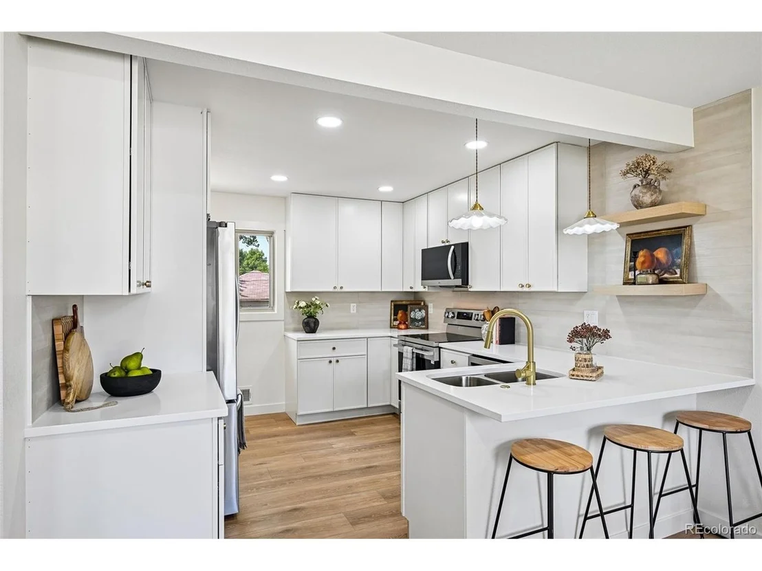 Photo of 2020 W 73rd Pl