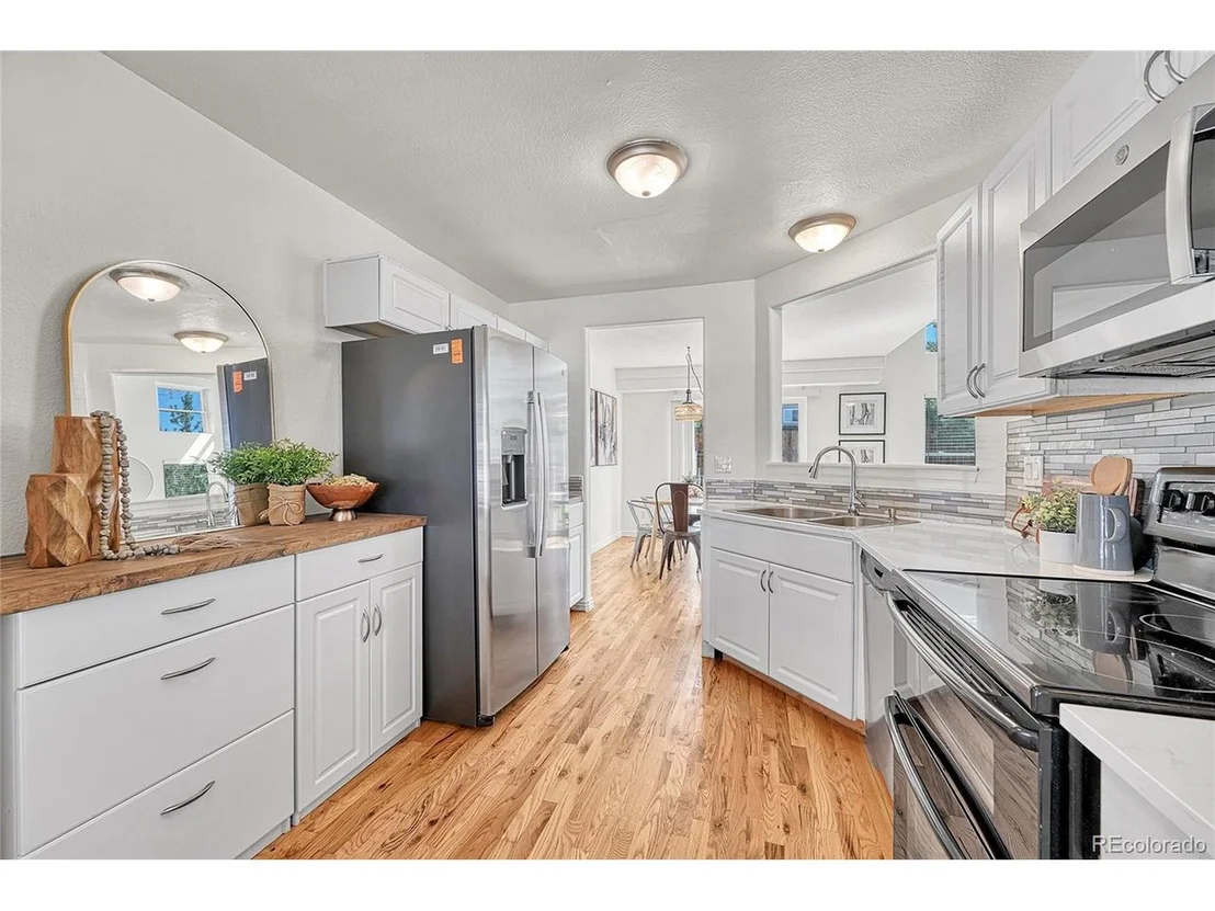 Photo of 8705 Cloverleaf Cir