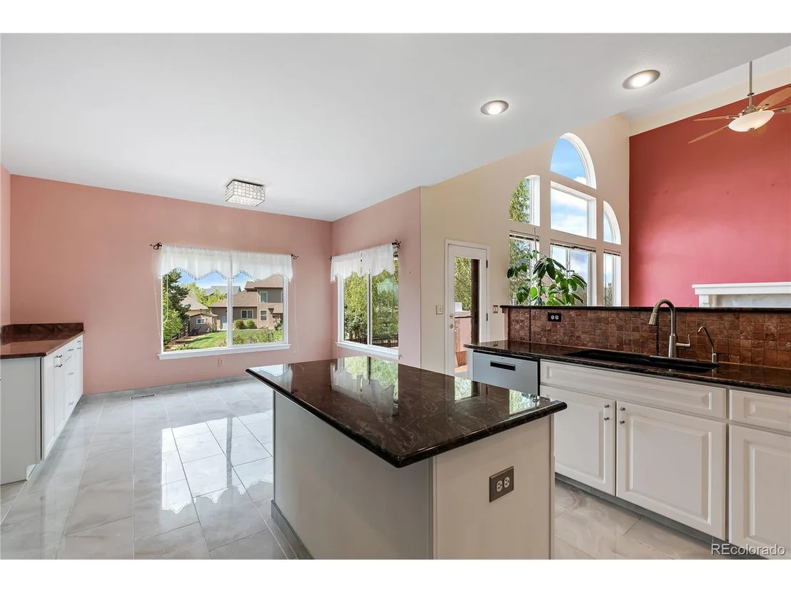Photo of 21060 Saddleback Cir