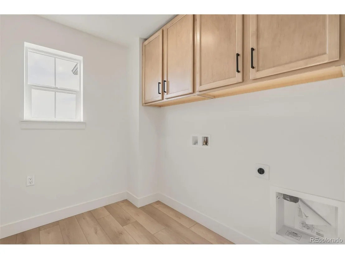 Photo of 1597 Bloom St