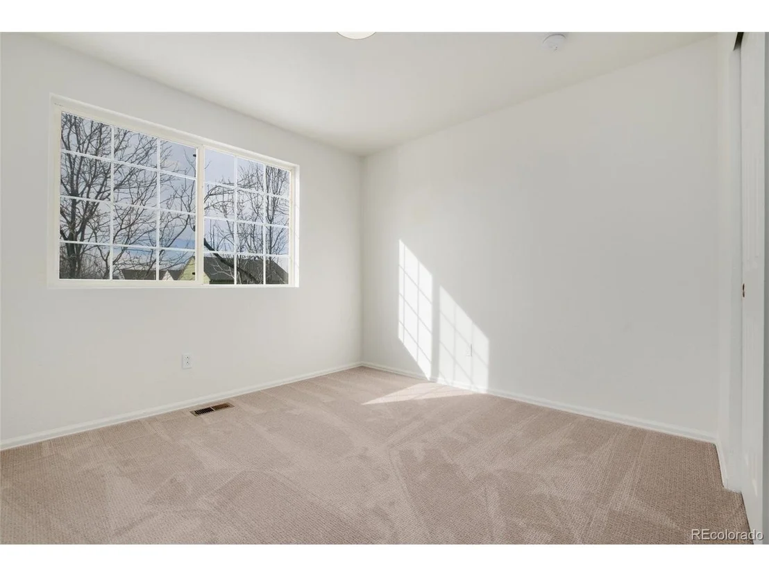 Photo of 11680 Oakland Dr