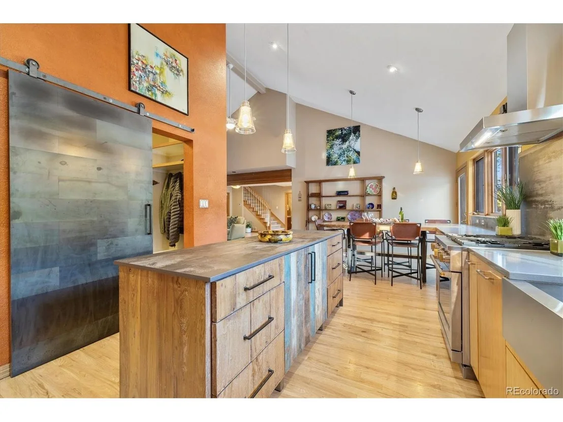 Photo of 30444 Ruby Ranch Rd