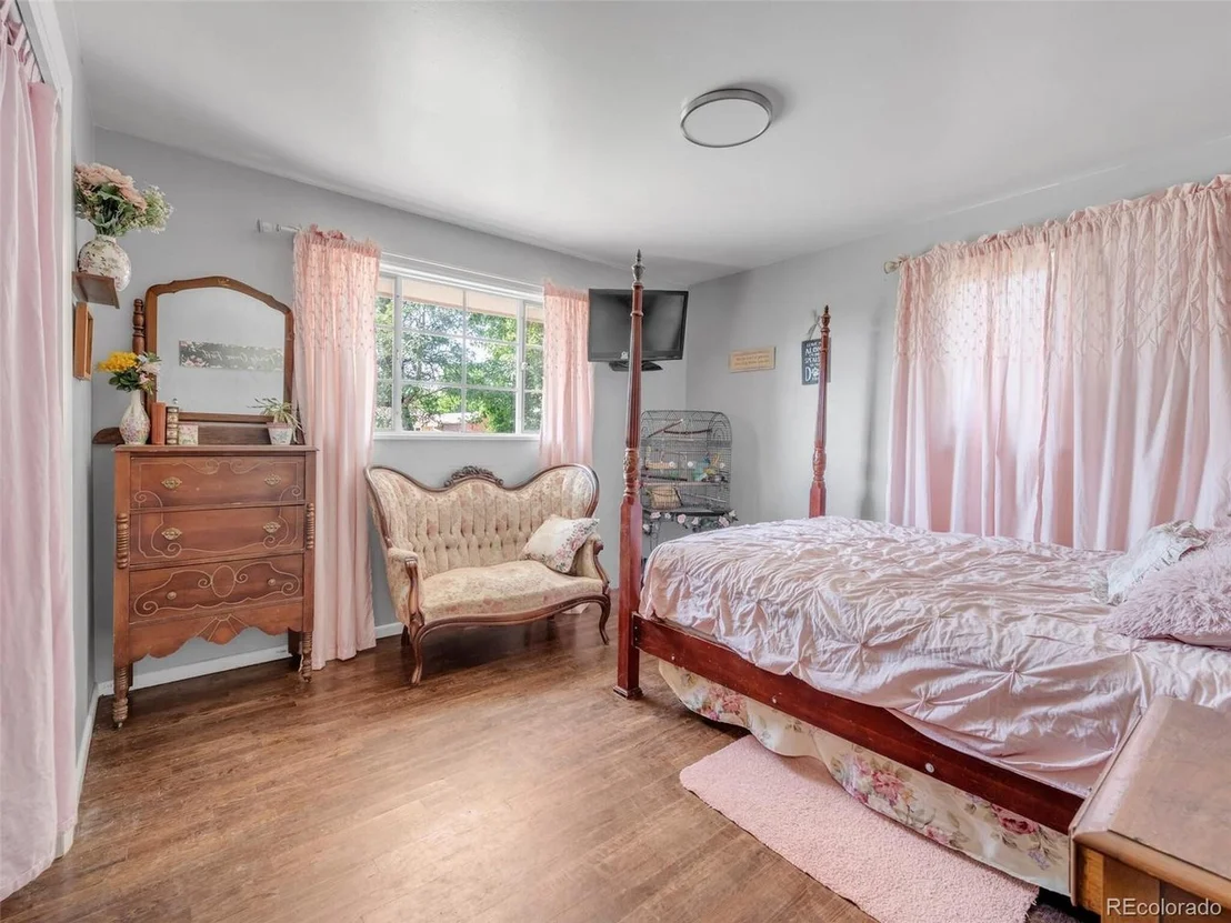 Photo of 8520 Franklin Dr