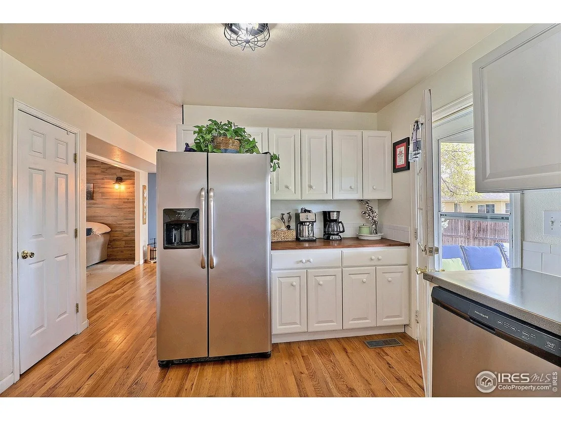 Photo of 324 51st Ave