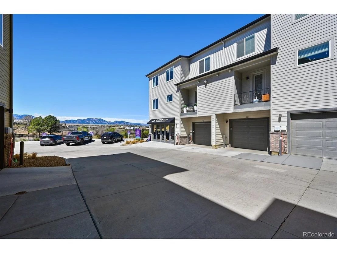 Photo of Unit 104 at 471 Interlocken Blvd