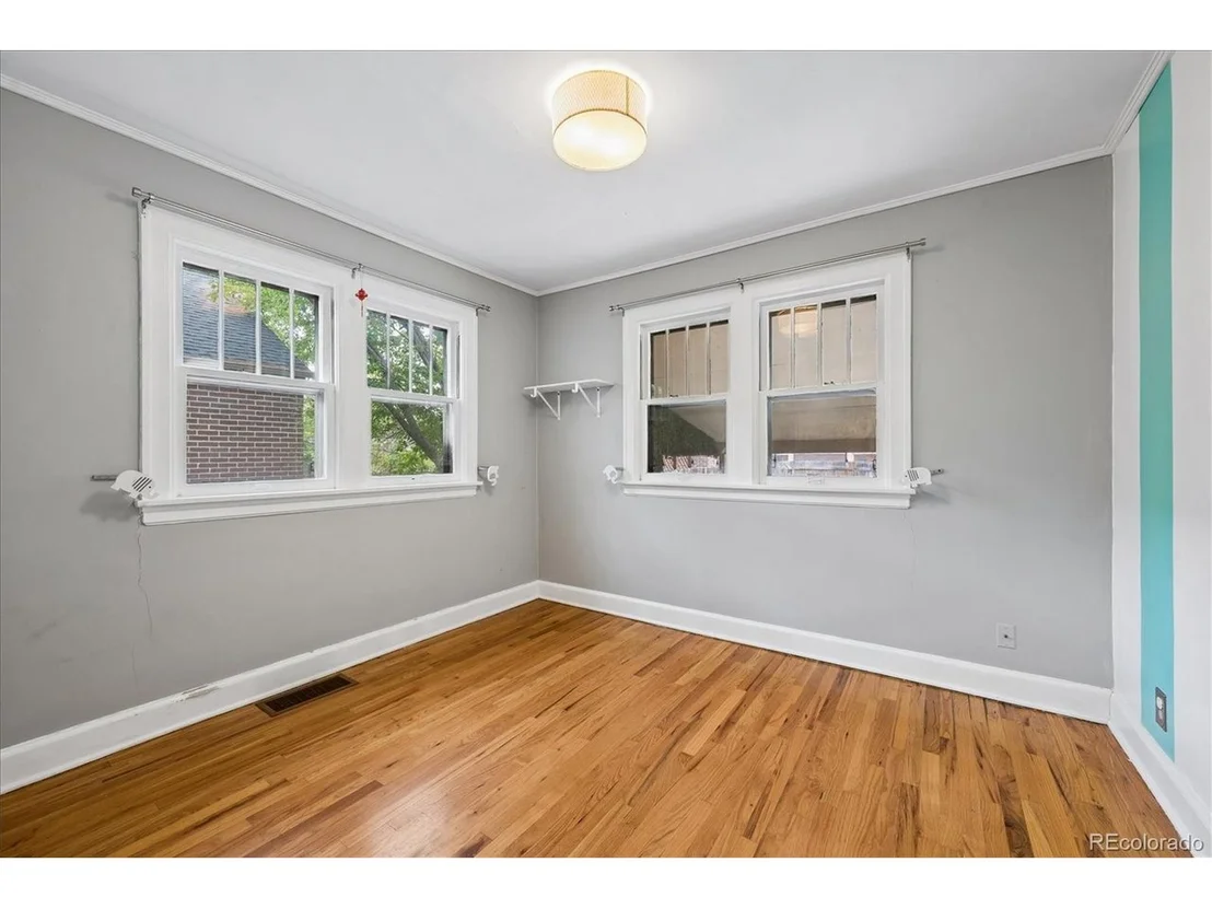 Photo of 1400 Elm St