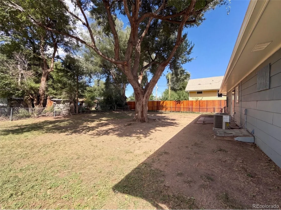 Photo of 3516 Vernon Dr