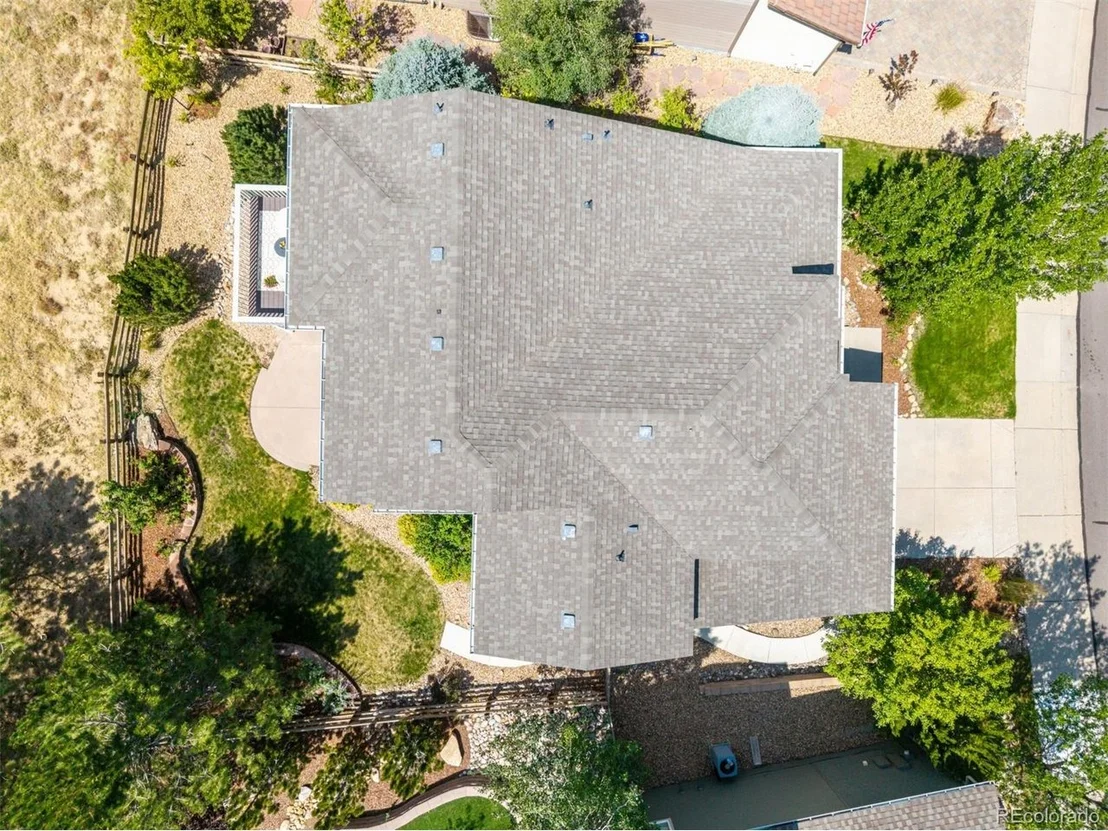 Photo of 2829 Breezy Ln