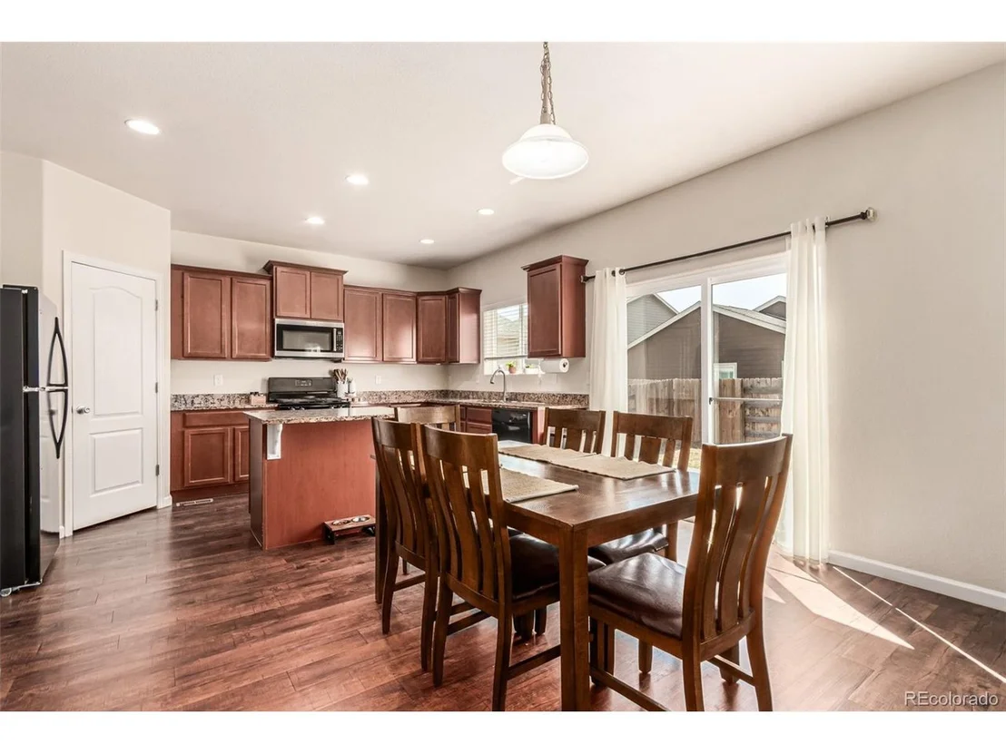 Photo of 504 Vista Blvd