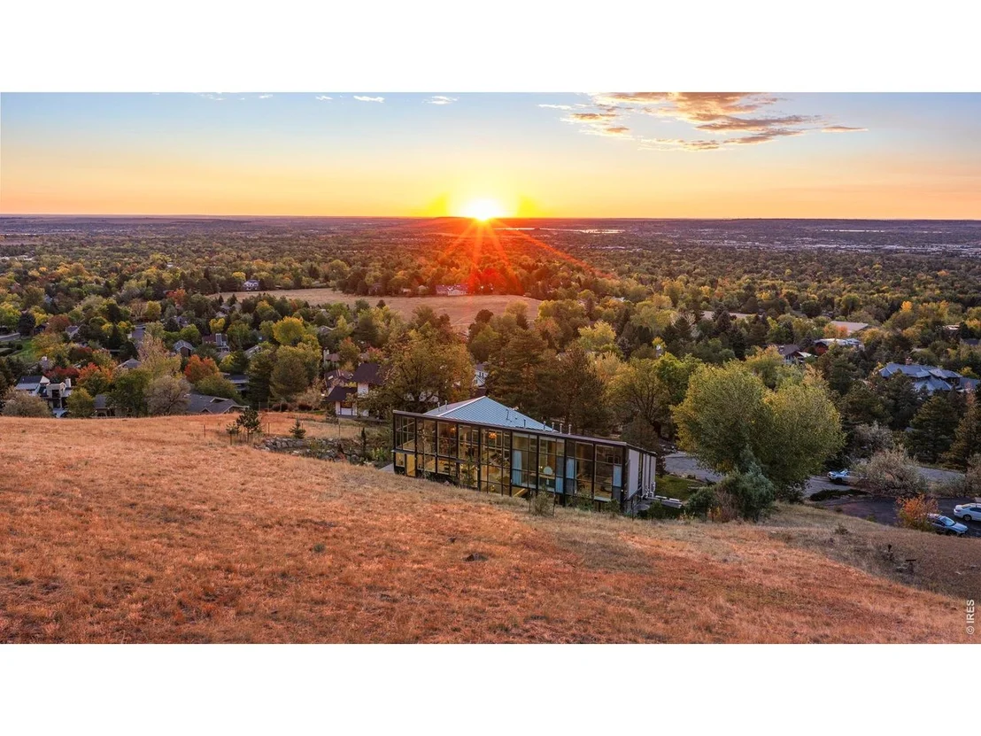 Photo of 250 Cactus Ct