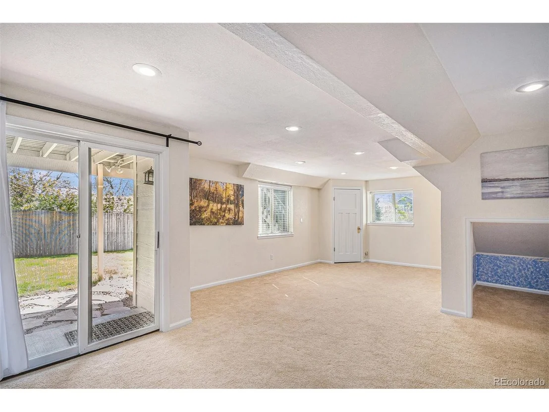 Photo of 9921 Spring Hill Pl
