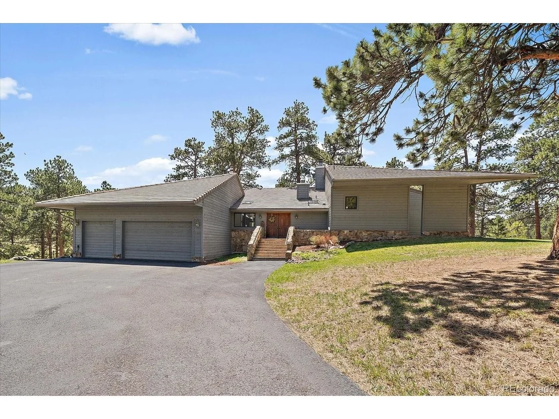 Photo of 395 Spring Ranch Dr