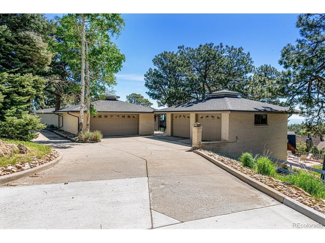 Photo of 128 Dekker Dr