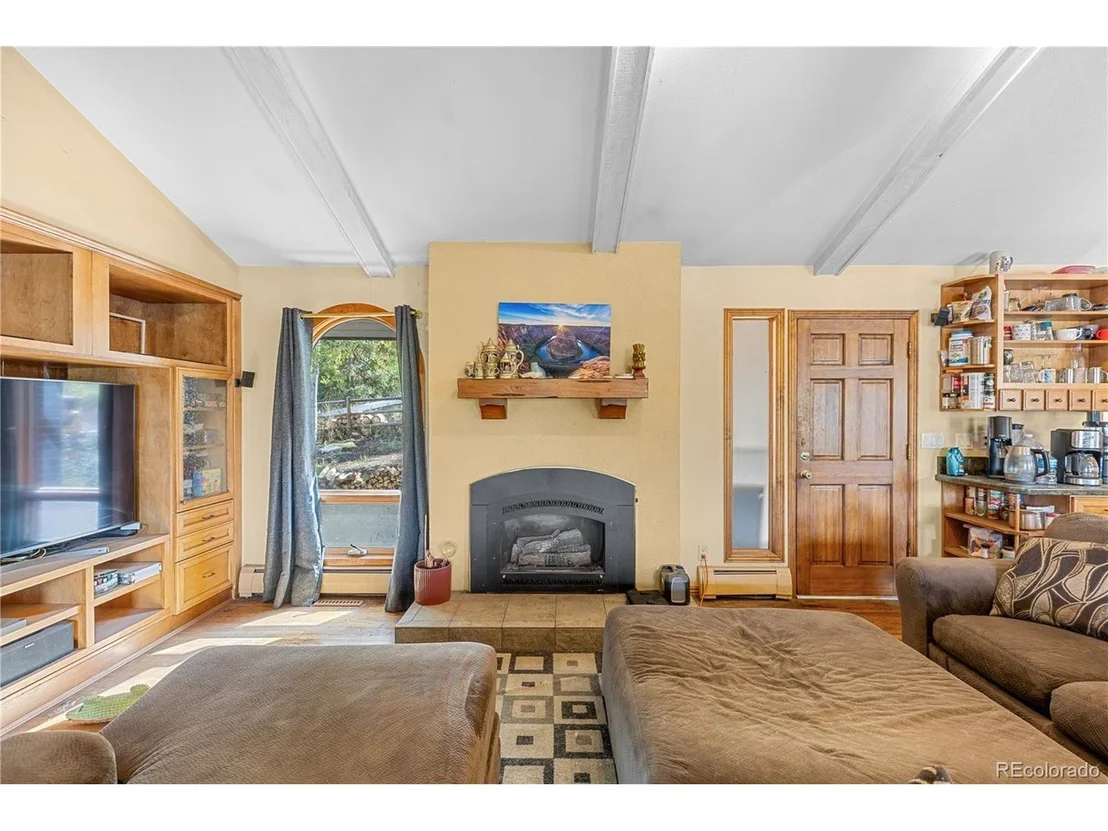 Photo of 208 Deer Path Rd