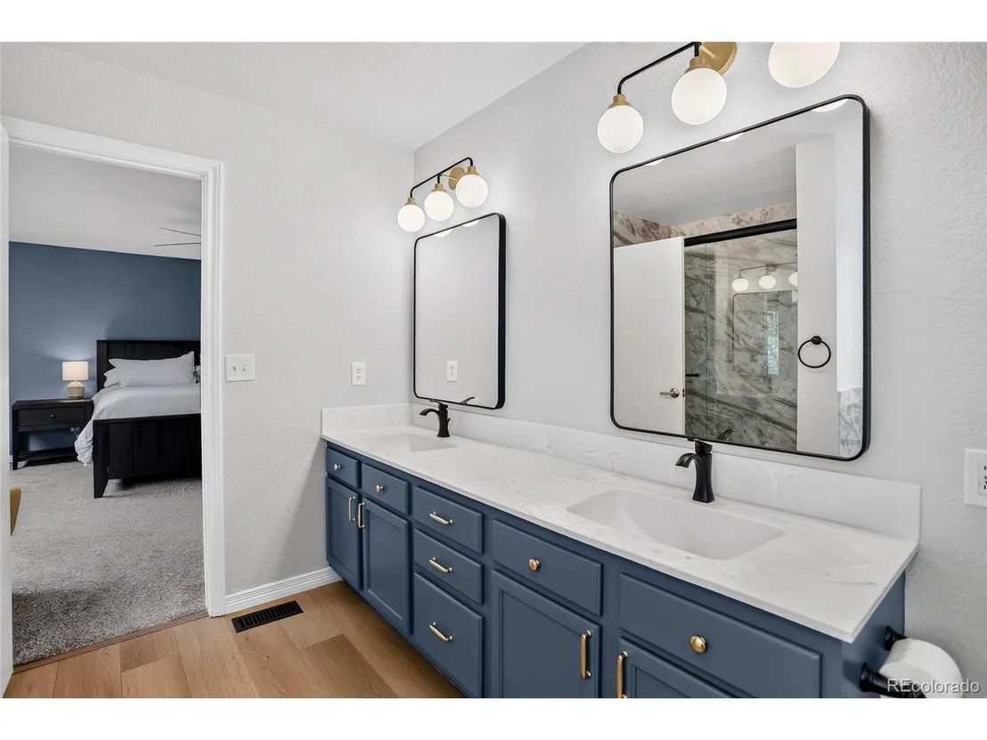 Photo of 115 Falcon Cir