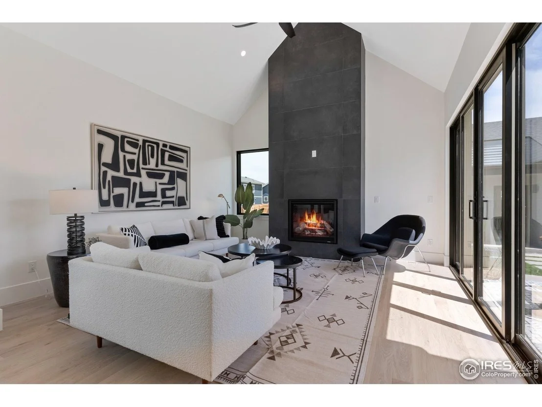 Photo of 306 S 3rd Ave