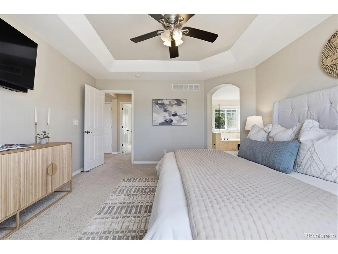 Photo of 5301 Fullerton Cir
