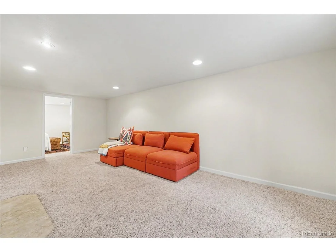 Photo of 1390 Forest St