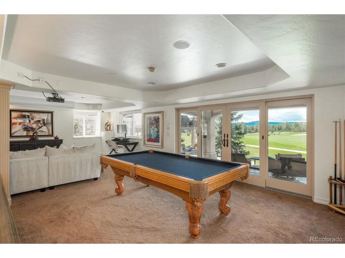 Photo of 1339 Castlepoint Cir