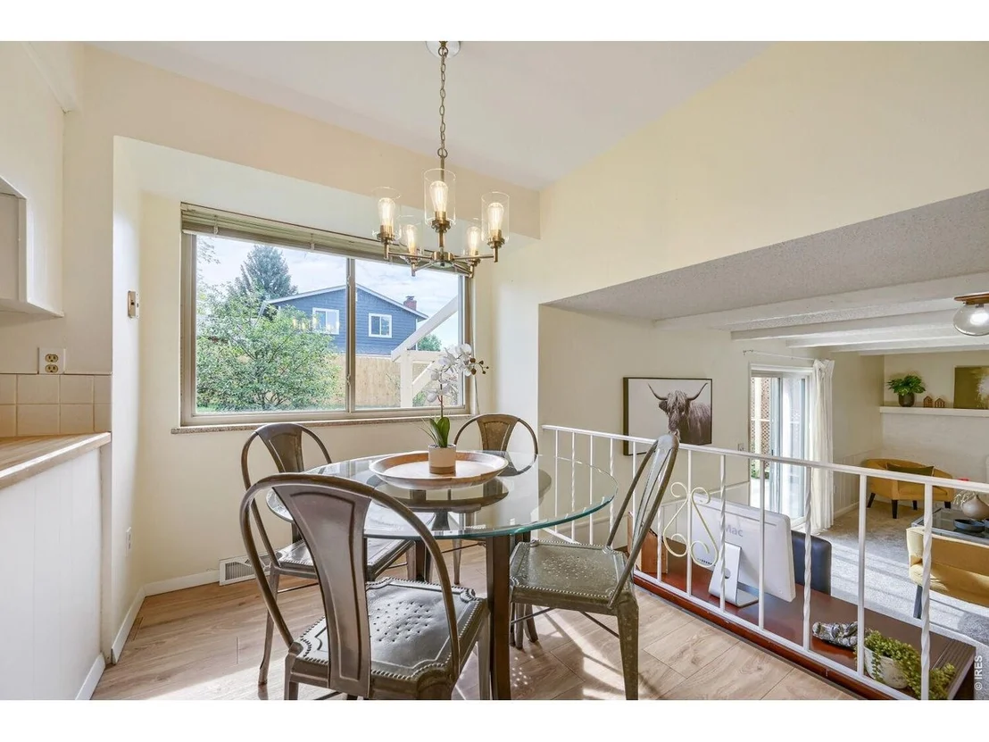 Photo of 4848 Fairlawn Cir