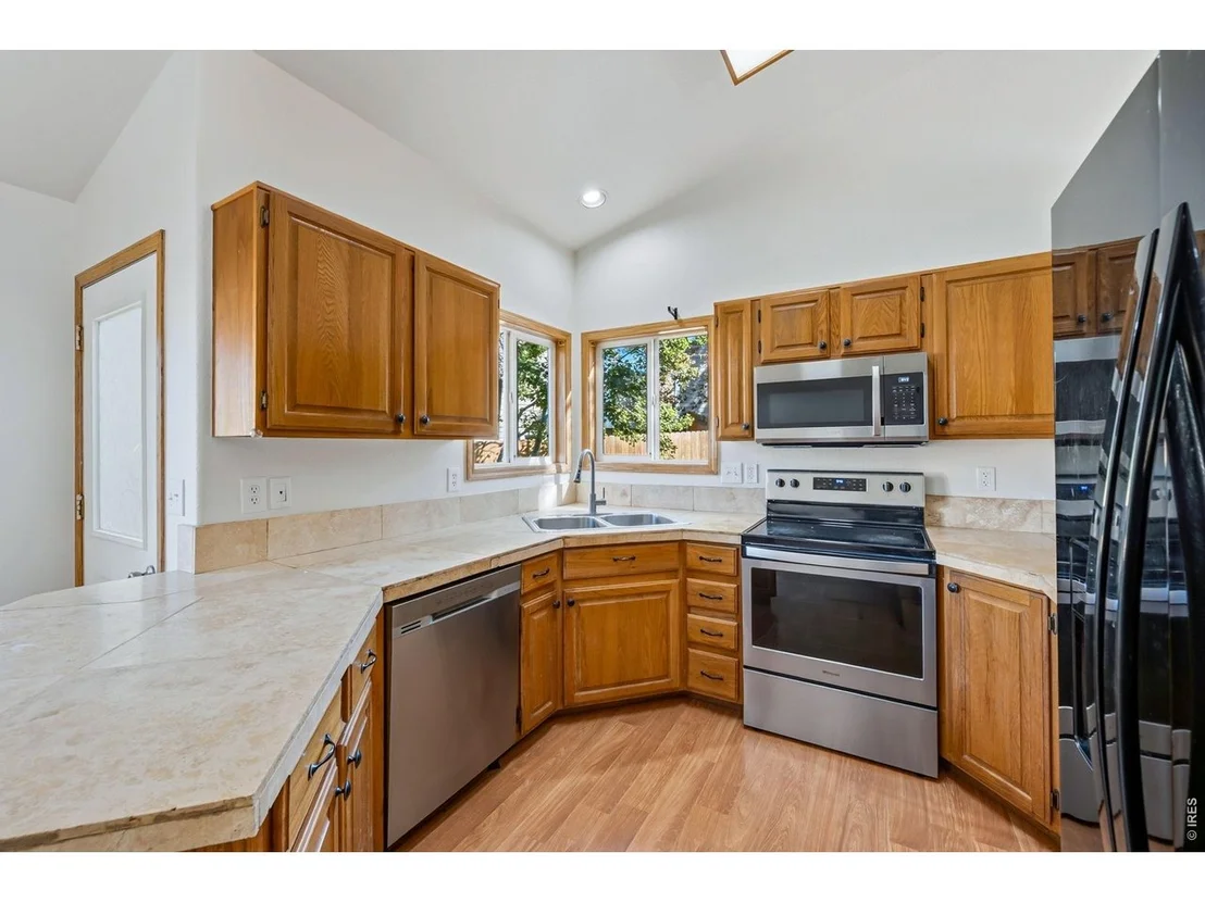Photo of 430 Derry Dr