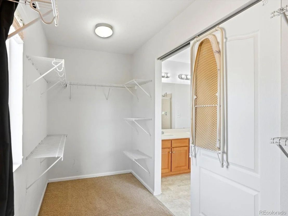 Photo of 10059 Dillon Cir