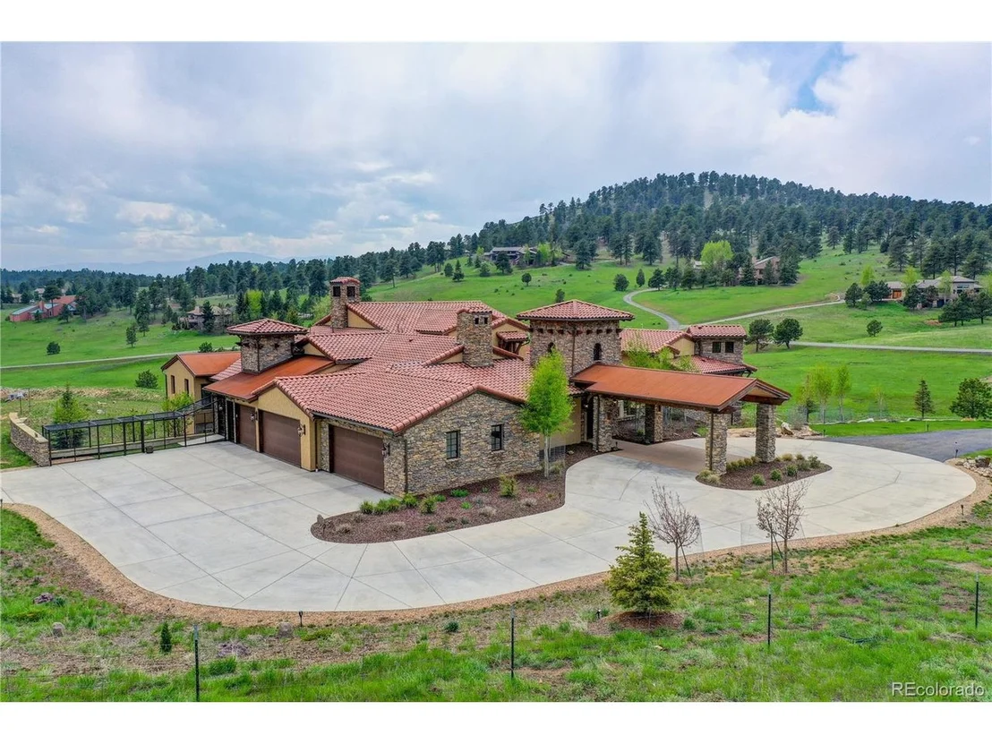 Photo of 484 Spring Ranch Dr