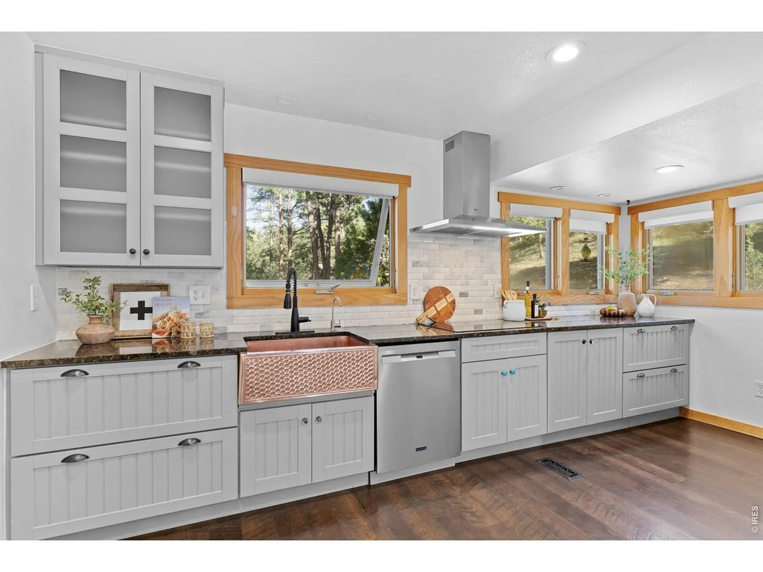 Photo of 1003 Eagle Dr