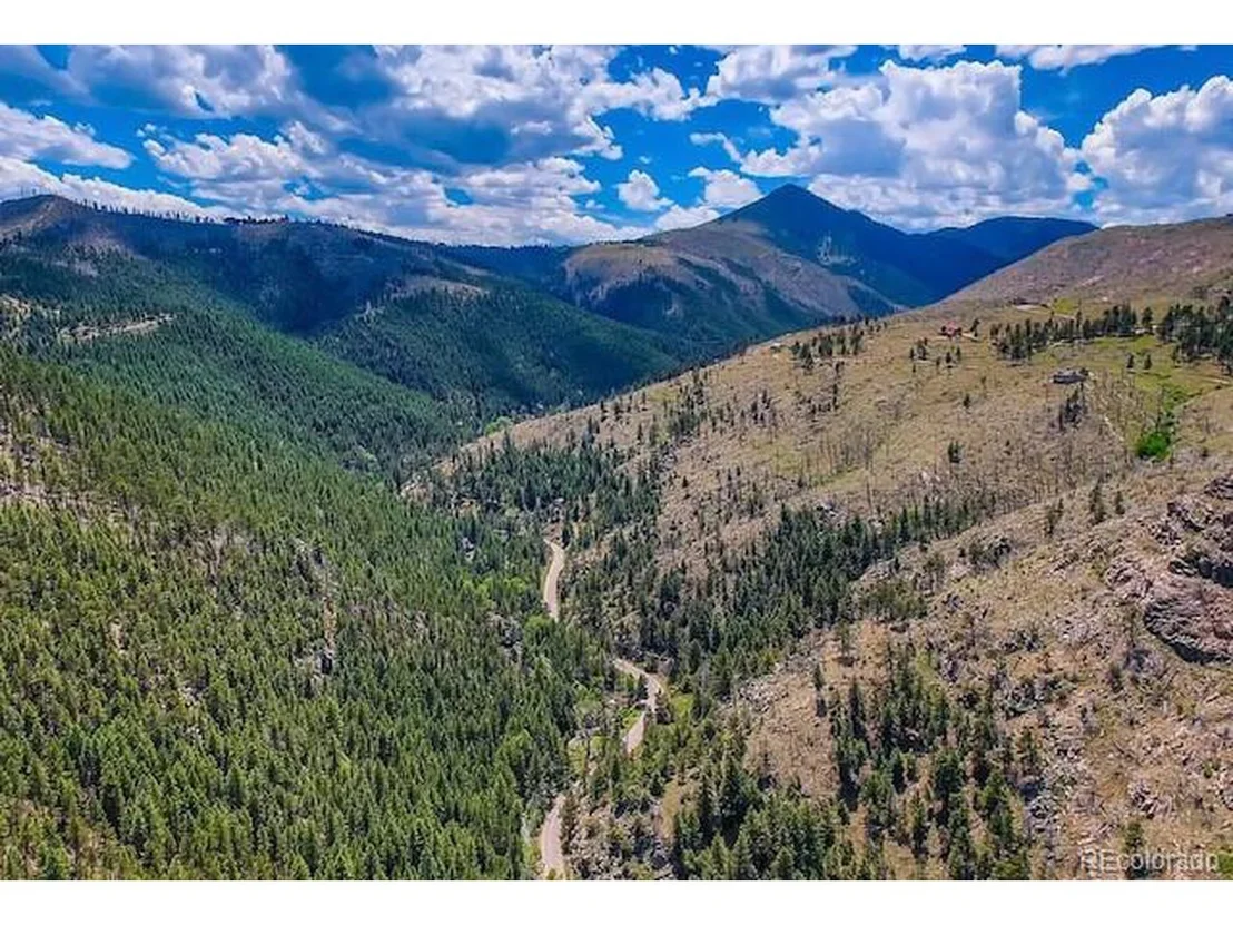 Photo of 5216 Fourmile Canyon Dr