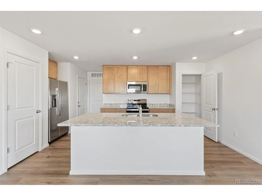 Photo of 47357 Bluebell Ave
