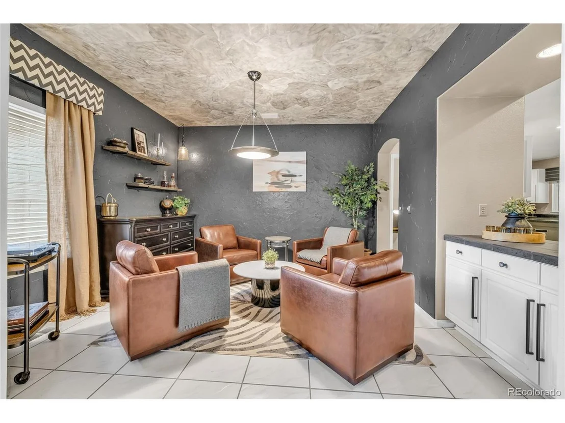 Photo of 9856 Glenstone Trl