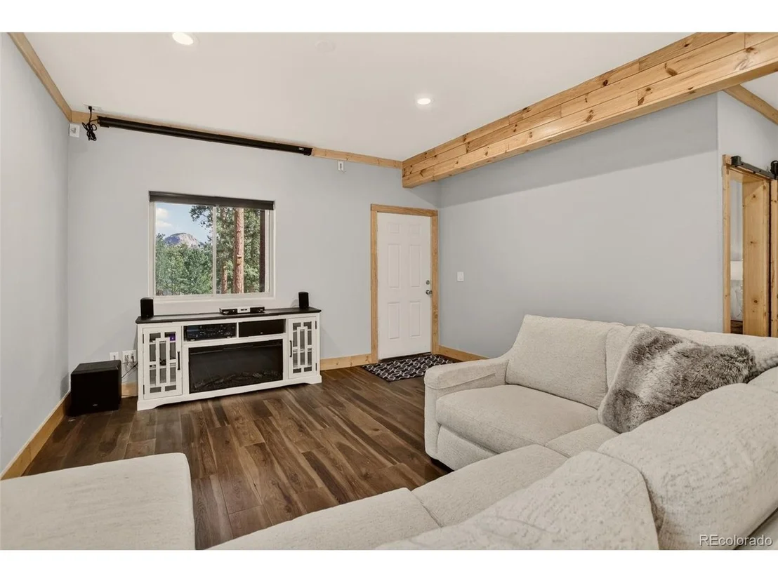 Photo of 66 Territory Dr