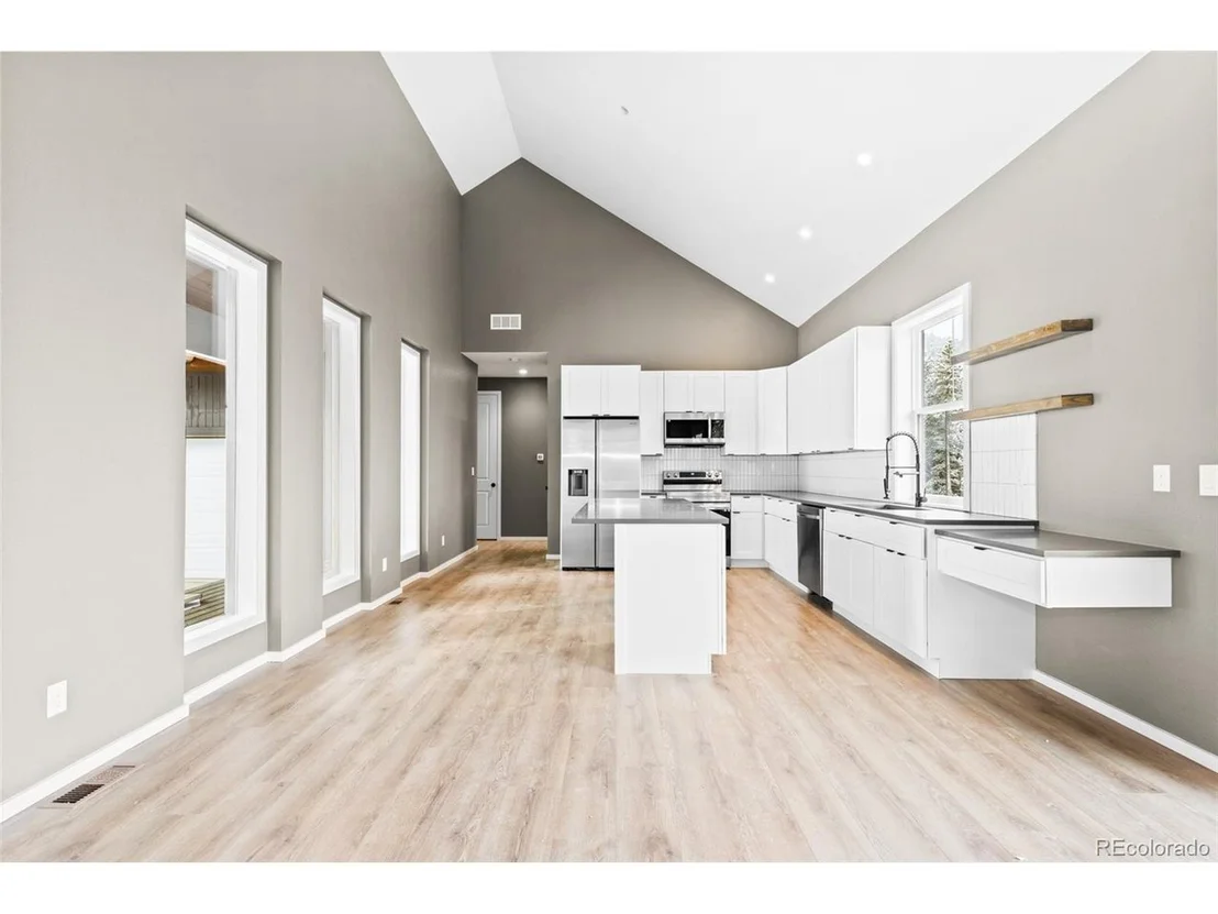 Photo of 50 Evergreen Rd
