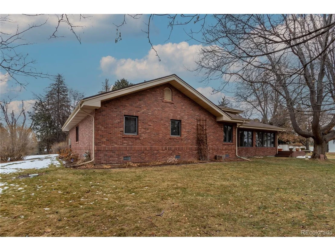 Photo of 811 Panorama Cir
