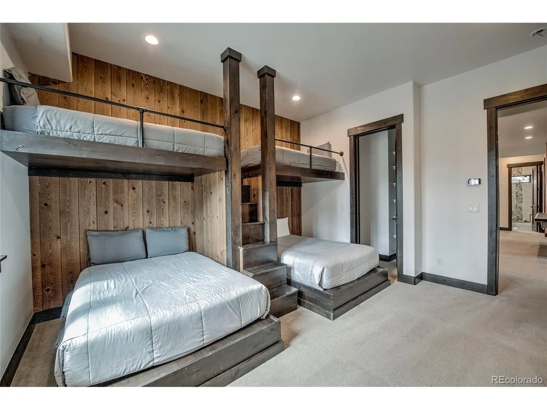 Photo of 89 Barton Way