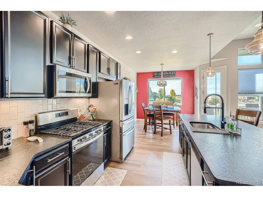 Photo of 649 White Tail Ave