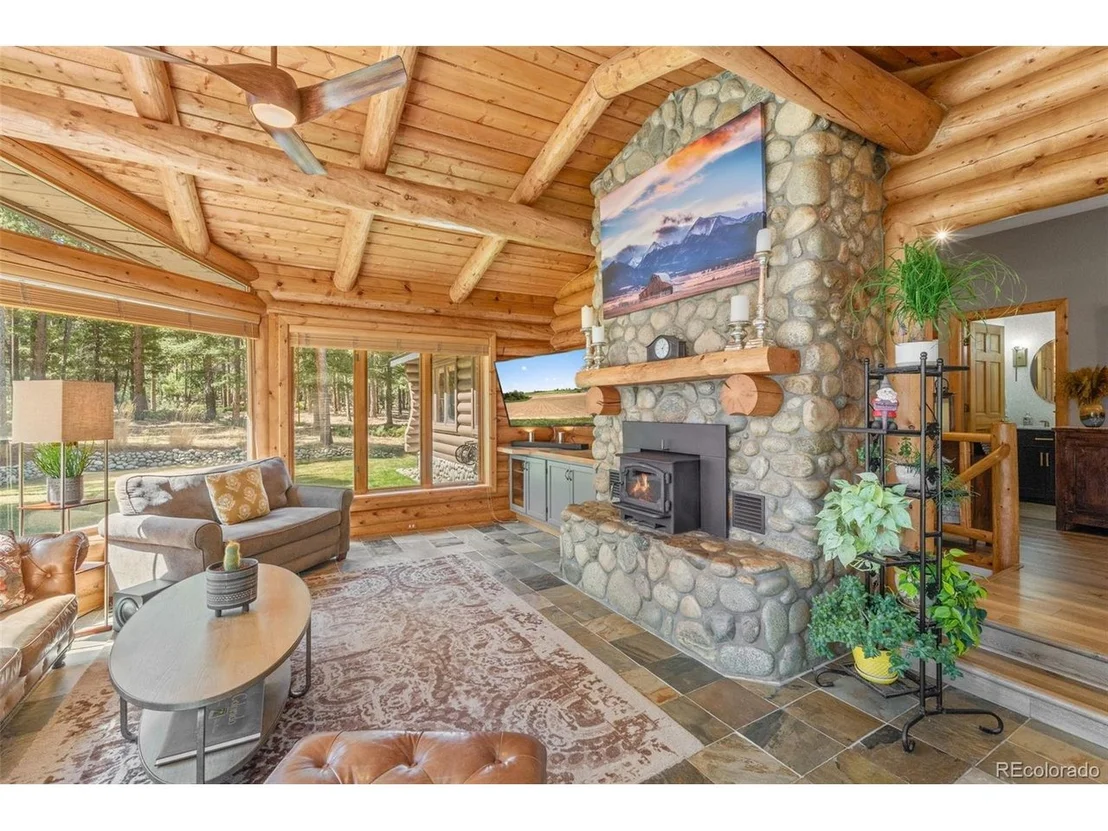 Photo of 23550 Pleasant Park Rd