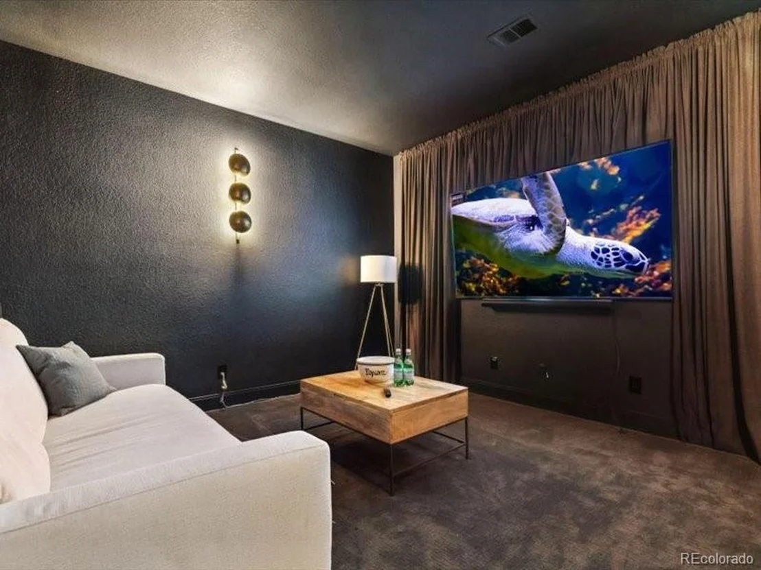 Photo of 21946 Panorama Dr