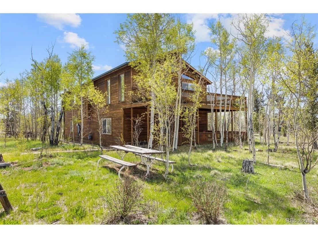 Photo of 408 Foxtail Ln