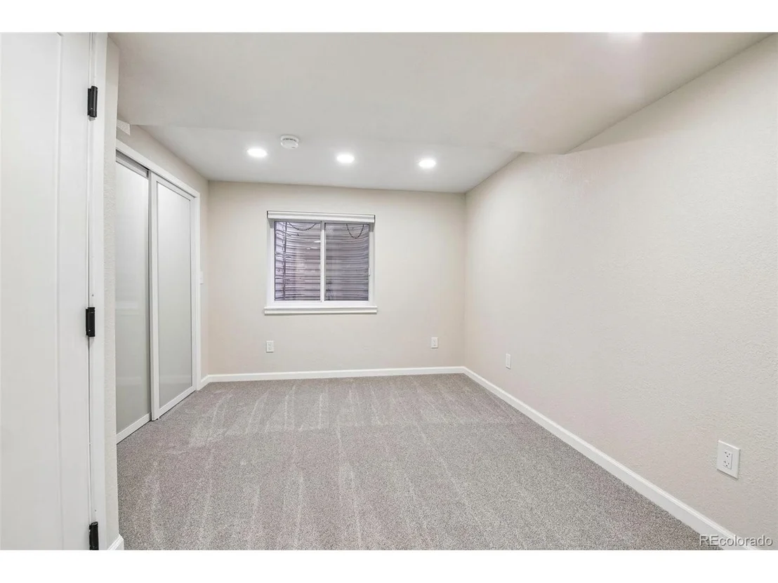 Photo of 13471 Glen Cir