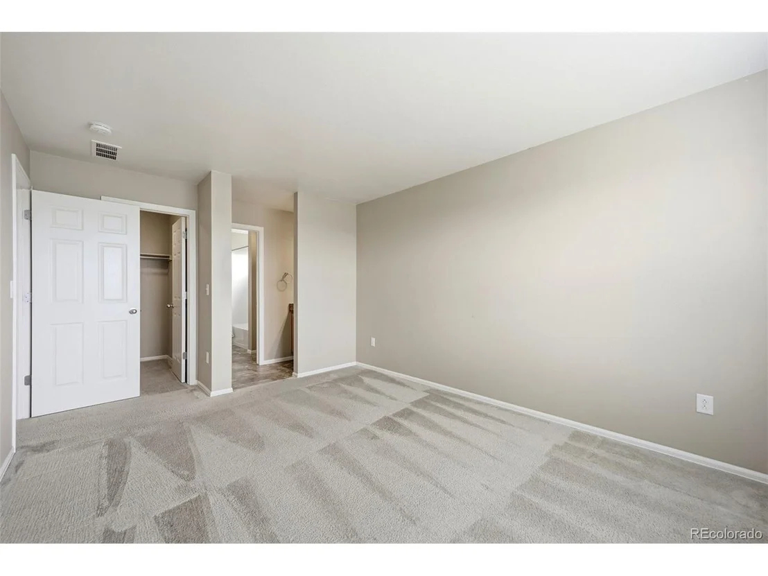 Photo of 42007 Westchester Cir