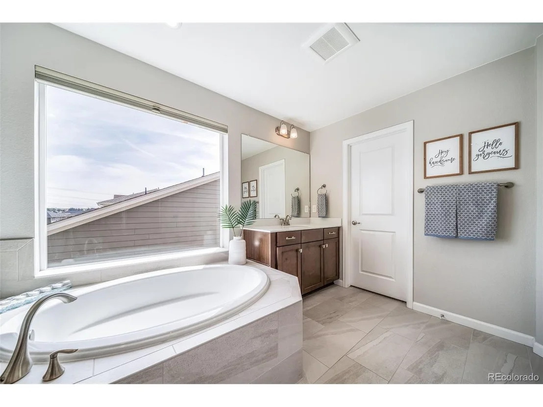 Photo of 23879 E Narrowleaf Pl