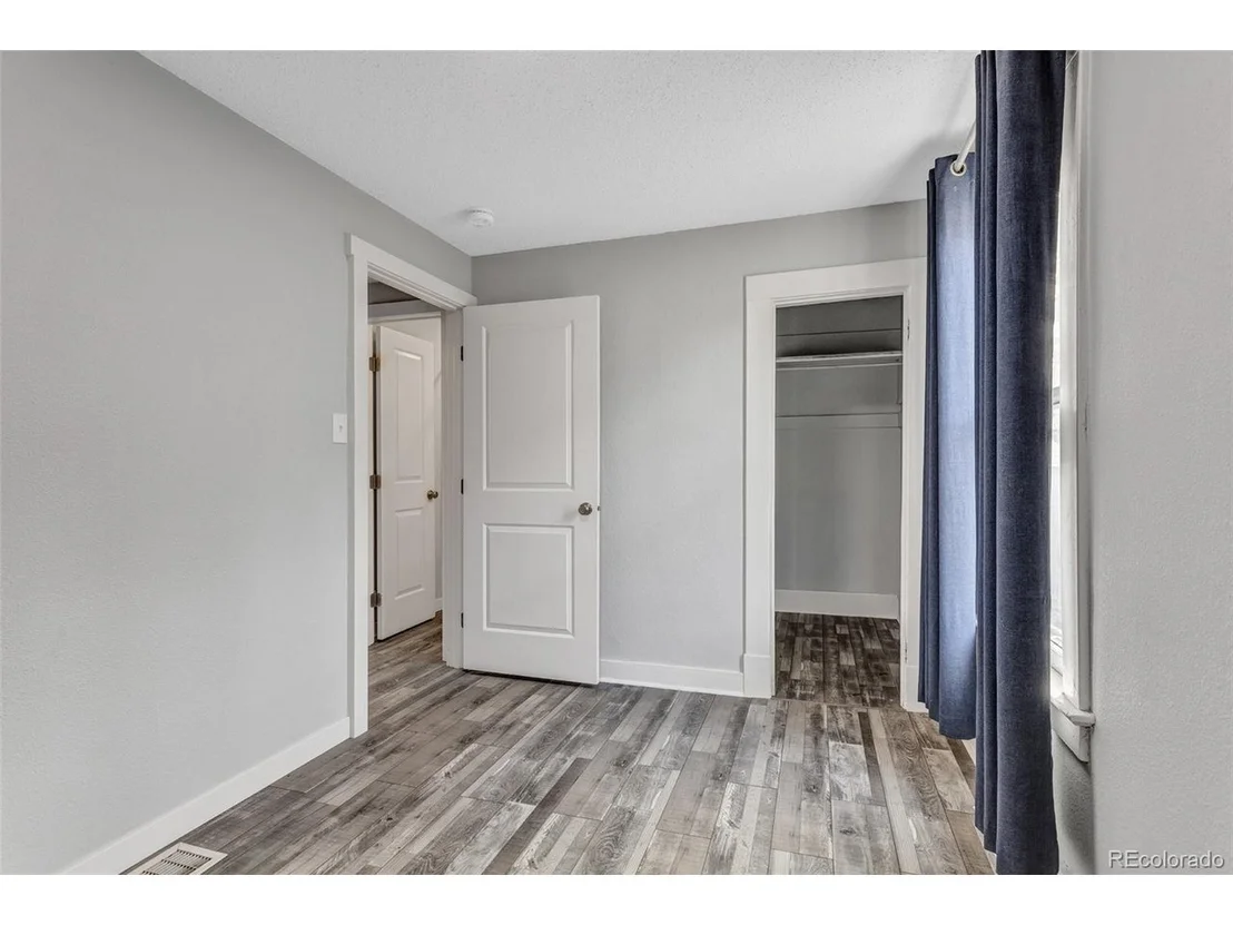 Photo of 423 Phelps St