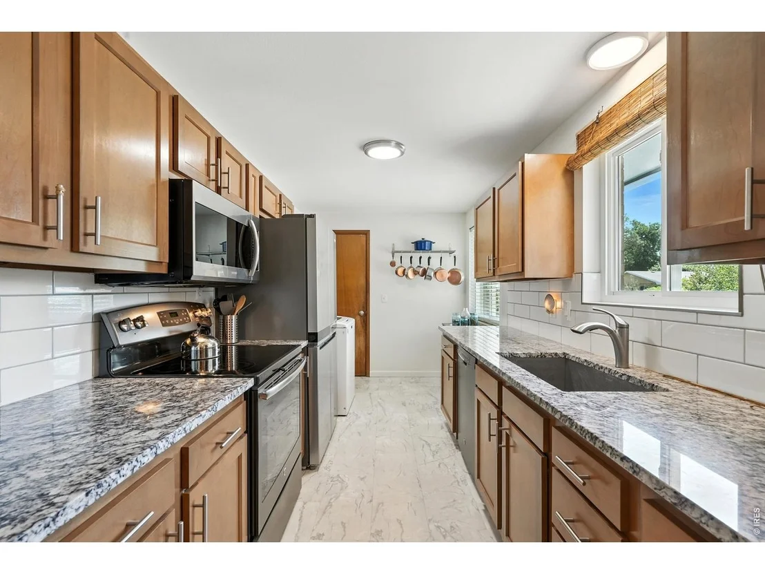 Photo of 16 Merideth Ln