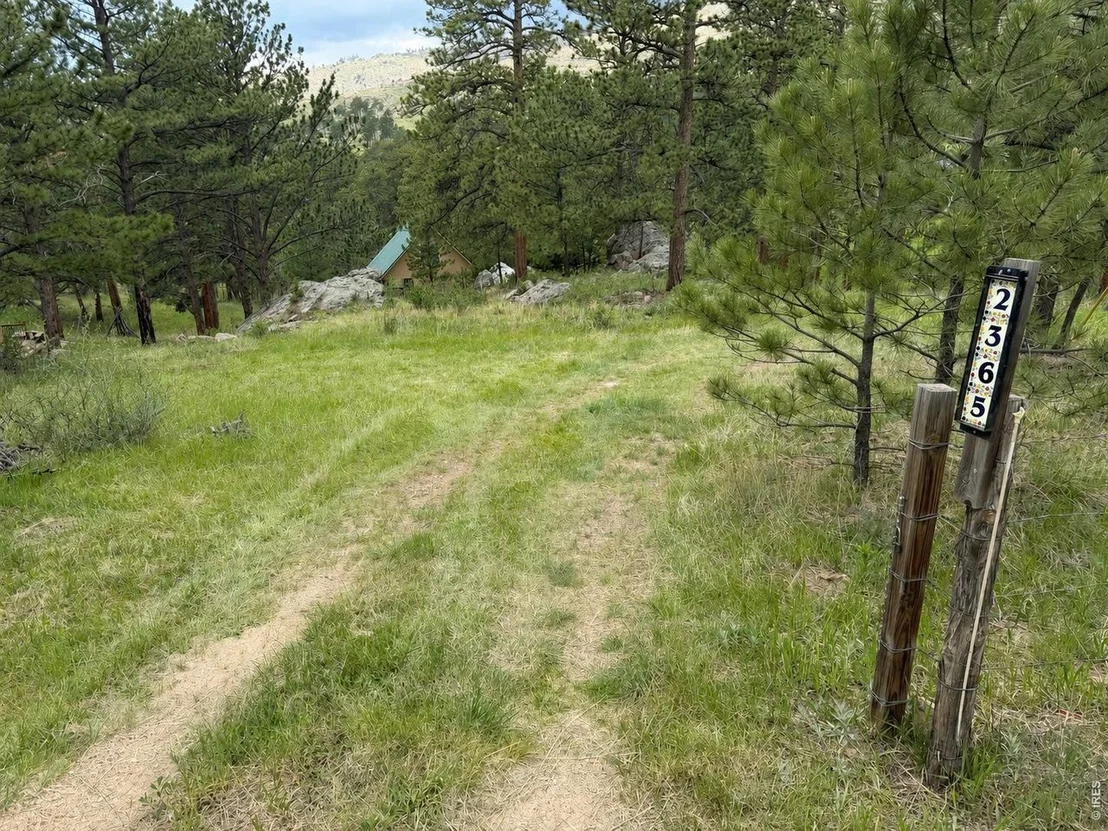 Photo of 2365 Storm Mountain Dr