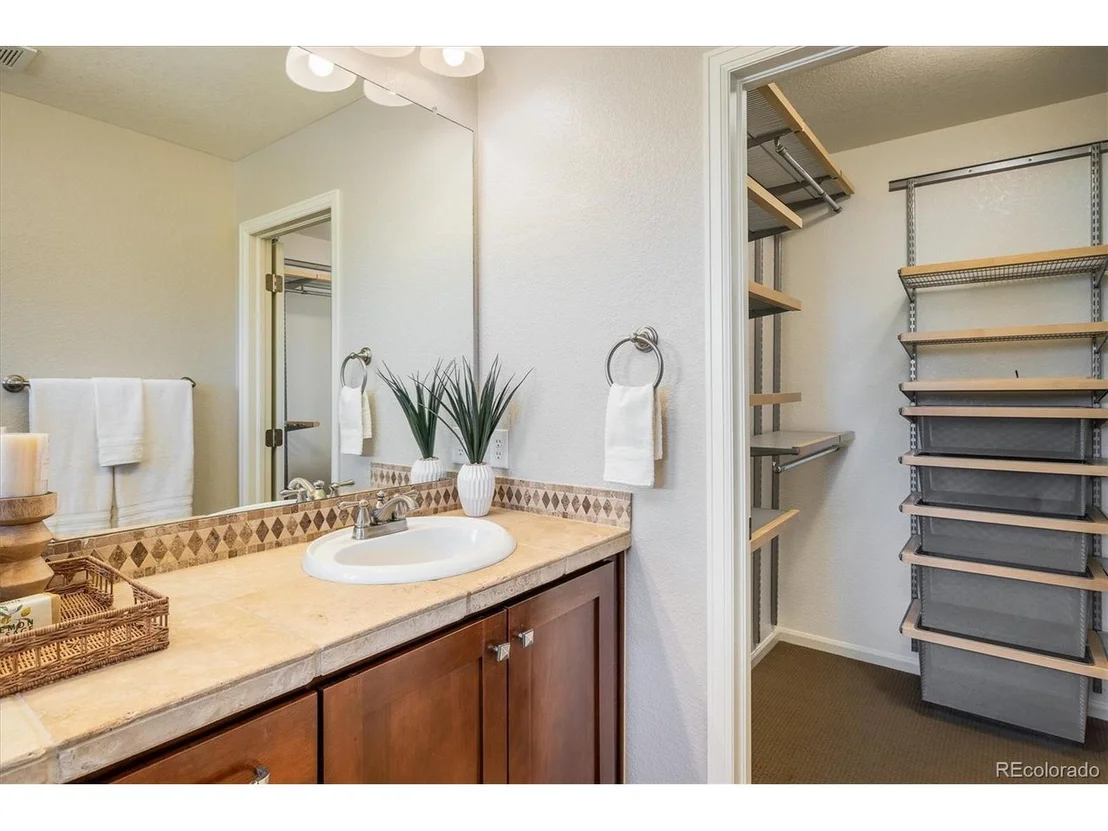 Photo of 4939 Silver Feather Cir