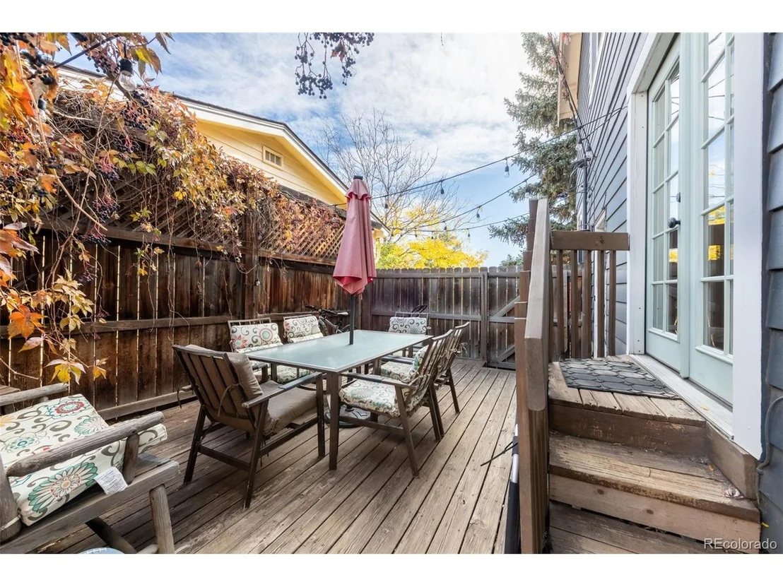 Photo of 704 5th St