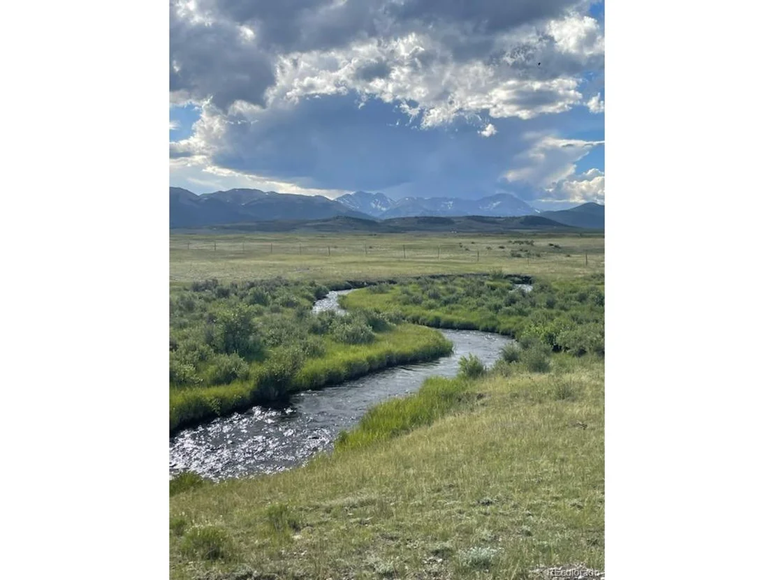 Photo of 2005 County Road 77