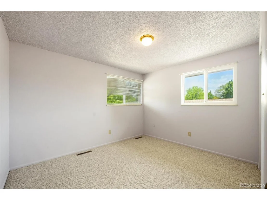 Photo of 8552 Gray Ct